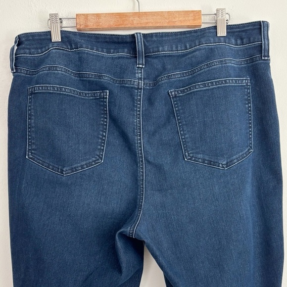 Chico’s So Slimming Girlfriend Slim Leg Crop Jeans Size 3 (US 16) - Picture 8 of 13